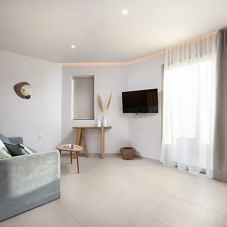 Elysian Beachfront Luxury With Jacuzzi - Sea & View - Adults Only 科斯镇