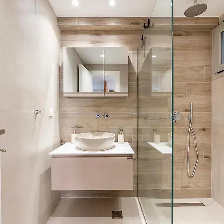 Elysian Beachfront Luxury With Jacuzzi - Sea & View - Adults Only * 科斯镇