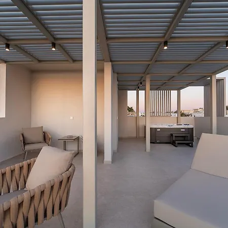 Elysian Beachfront Luxury With Jacuzzi - Sea & View - Adults Only * 科斯镇