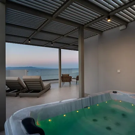 Elysian Beachfront Luxury With Jacuzzi - Sea & View - Adults Only *