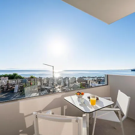 Elysian Beachfront Luxury With Jacuzzi - Sea & View - Adults Only 公寓 *